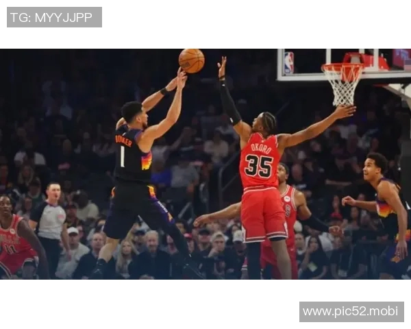 太阳轰然倒下!27分布克带不动,20中5格林卧底实锤? 太阳轰然倒下!27分布克带不动,20中5格林卧底实锤?